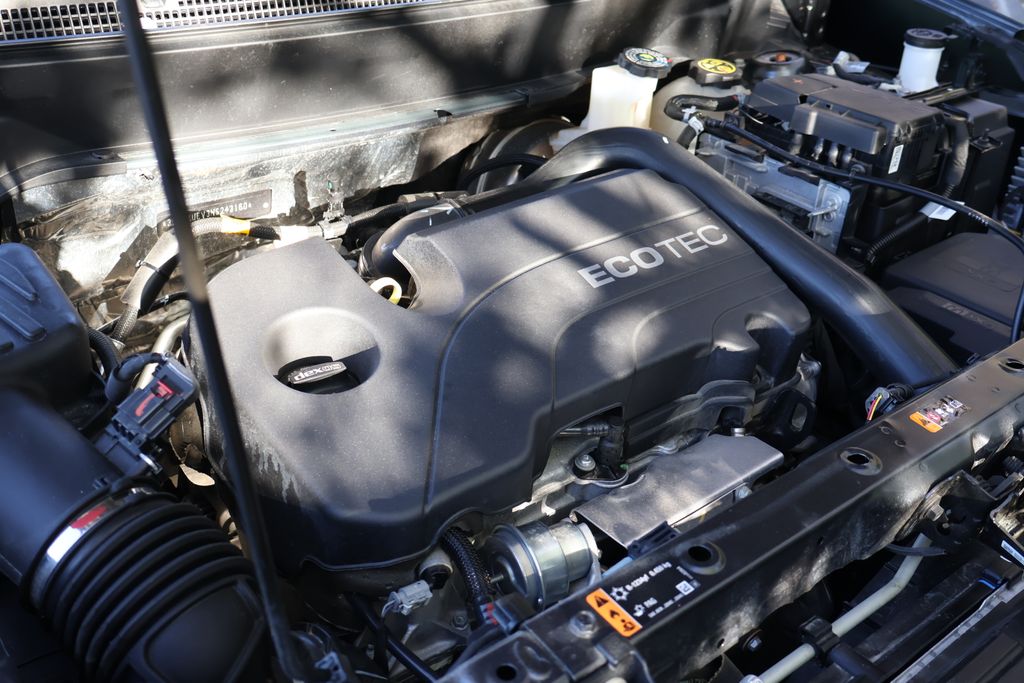 Thumbnail: 2022 Chevrolet Equinox - 15