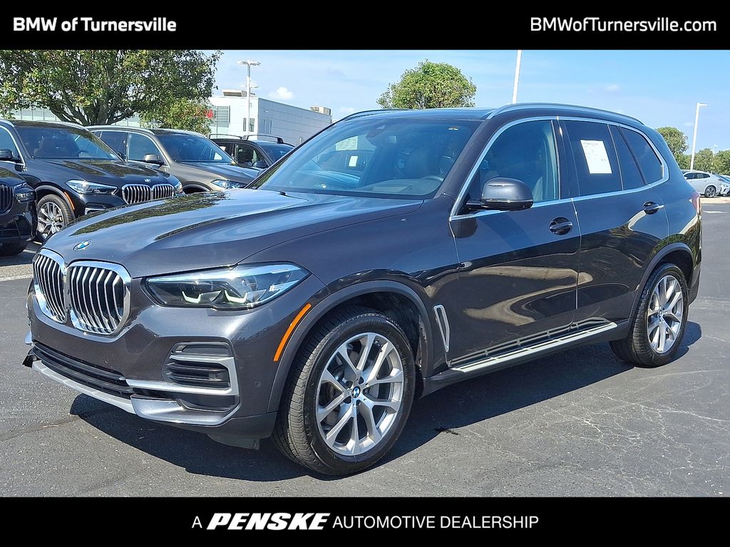 Thumbnail: 2022 BMW X5 - 1