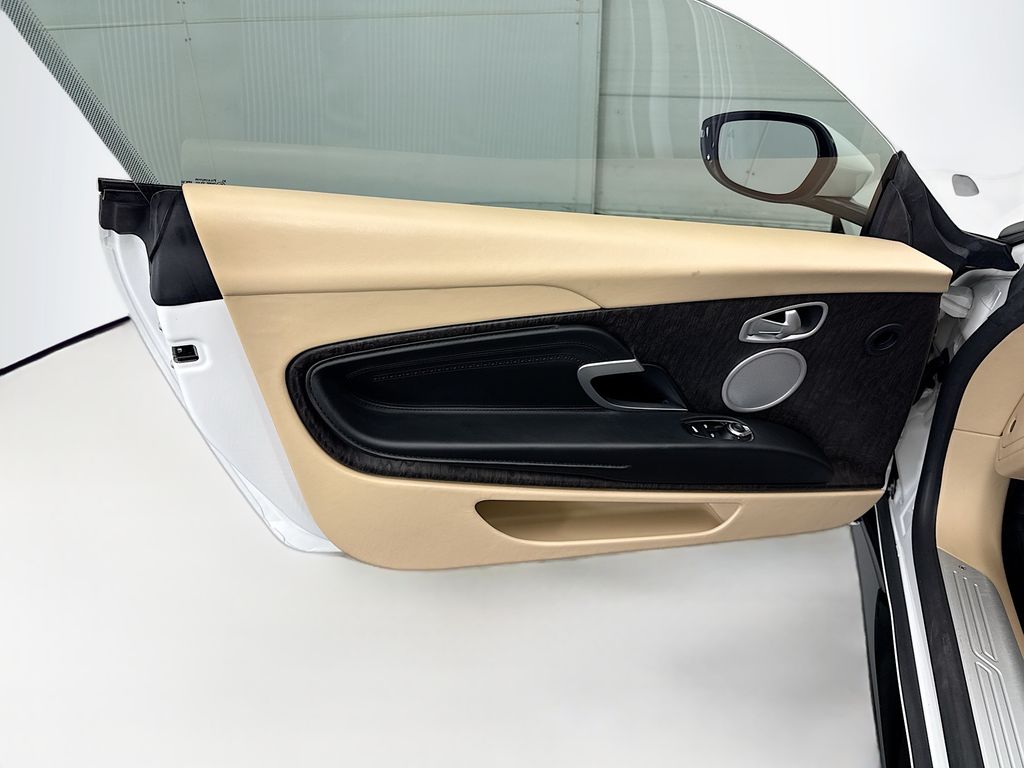 Thumbnail: 2021 Aston Martin DB11 - 21