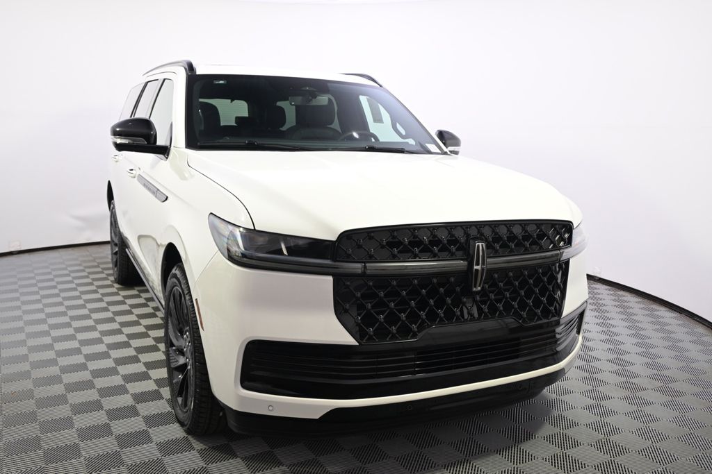 New 2026 White Lincoln Reserve image 9