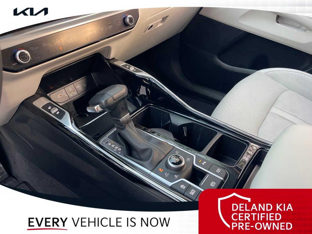 Used 2025 Kia Sorento SUV