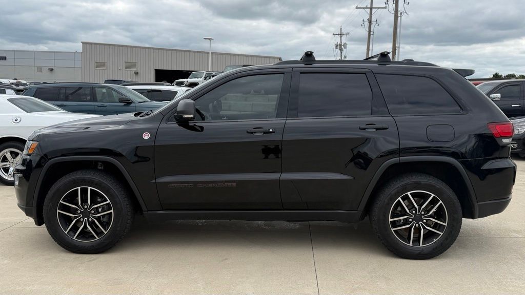 Used 2020 Jeep Grand Cherokee Trailhawk with VIN 1C4RJFLGXLC173298 for sale in Kansas City