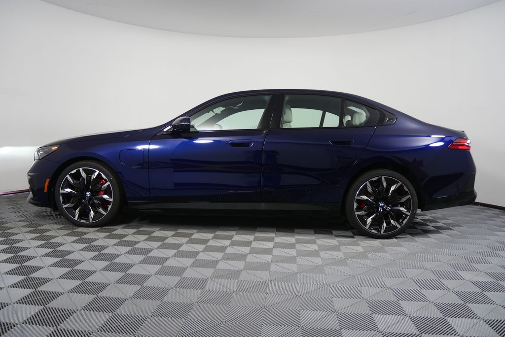 2026 BMW 5 Series  6