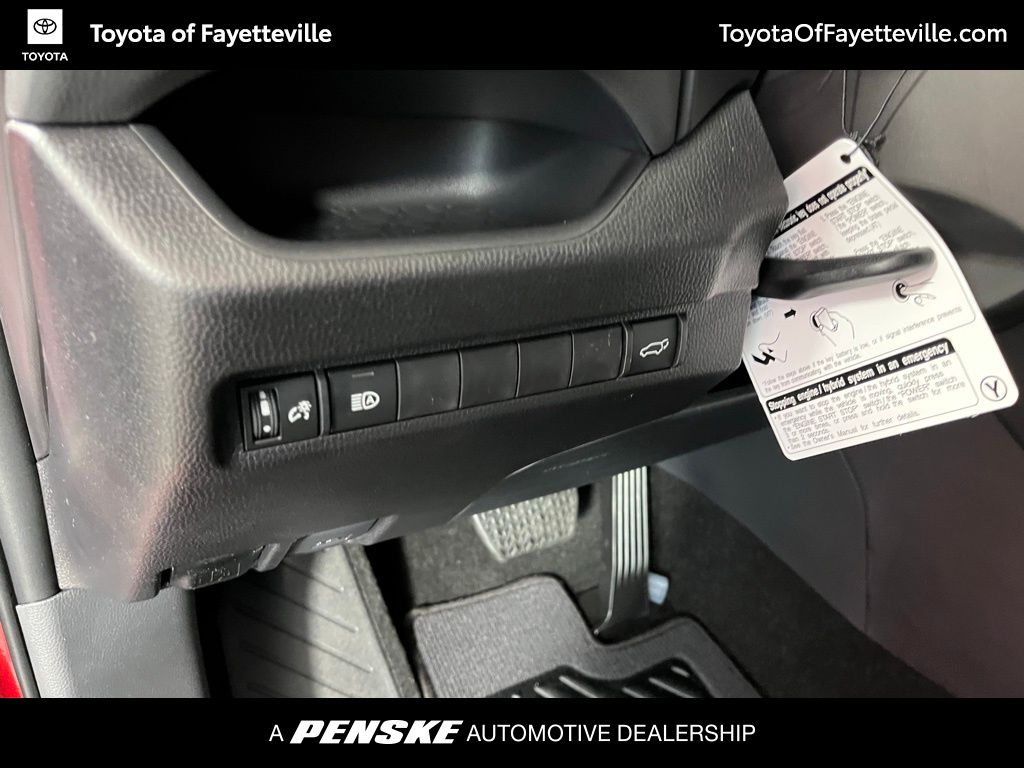 Thumbnail: 2025 Toyota RAV4 - 28