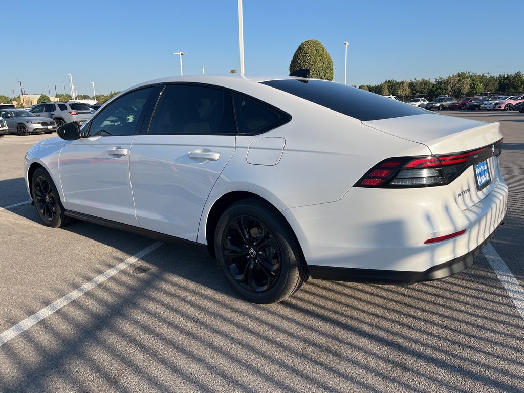 Thumbnail: 2025 Honda Accord - 4