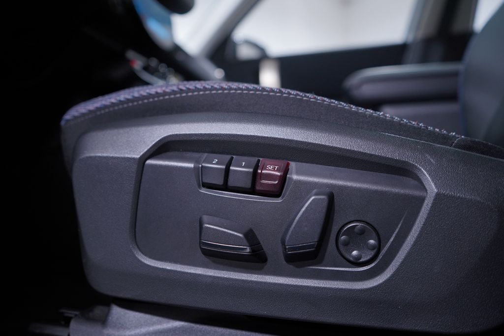 Thumbnail: 2025 MINI Cooper Countryman - 17