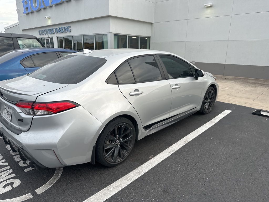 Thumbnail: 2023 Toyota Corolla - 4