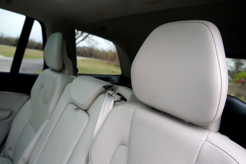 Used Car 2020 Volvo Xc90  T5 Momentum For Sale Under $20,000 In Taylor, Texas