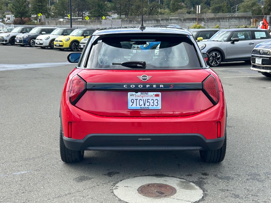 Thumbnail: 2025 MINI Cooper - 4