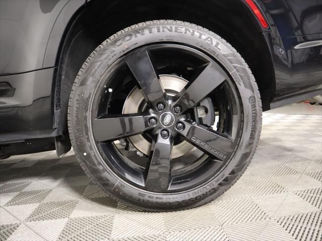 Thumbnail: 2025 Land Rover Defender - 31