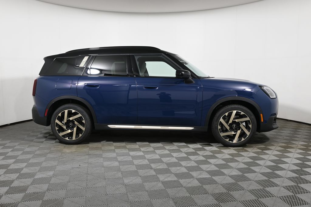 Thumbnail: 2027 MINI Cooper Countryman - 8