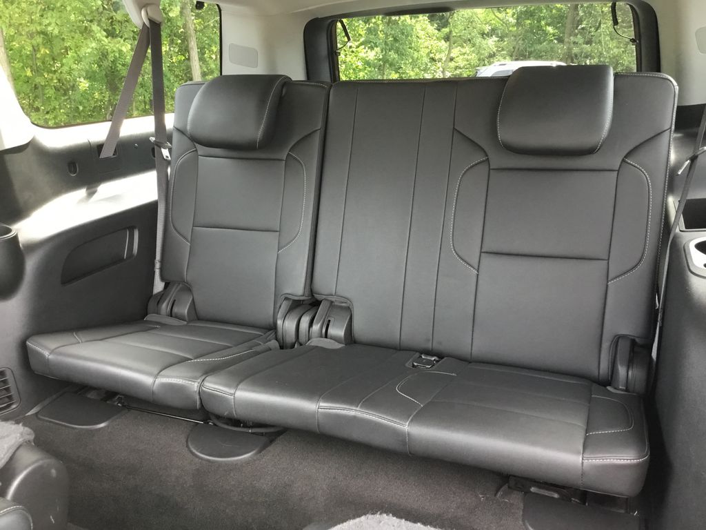 Thumbnail: 2017 Chevrolet Suburban - 17