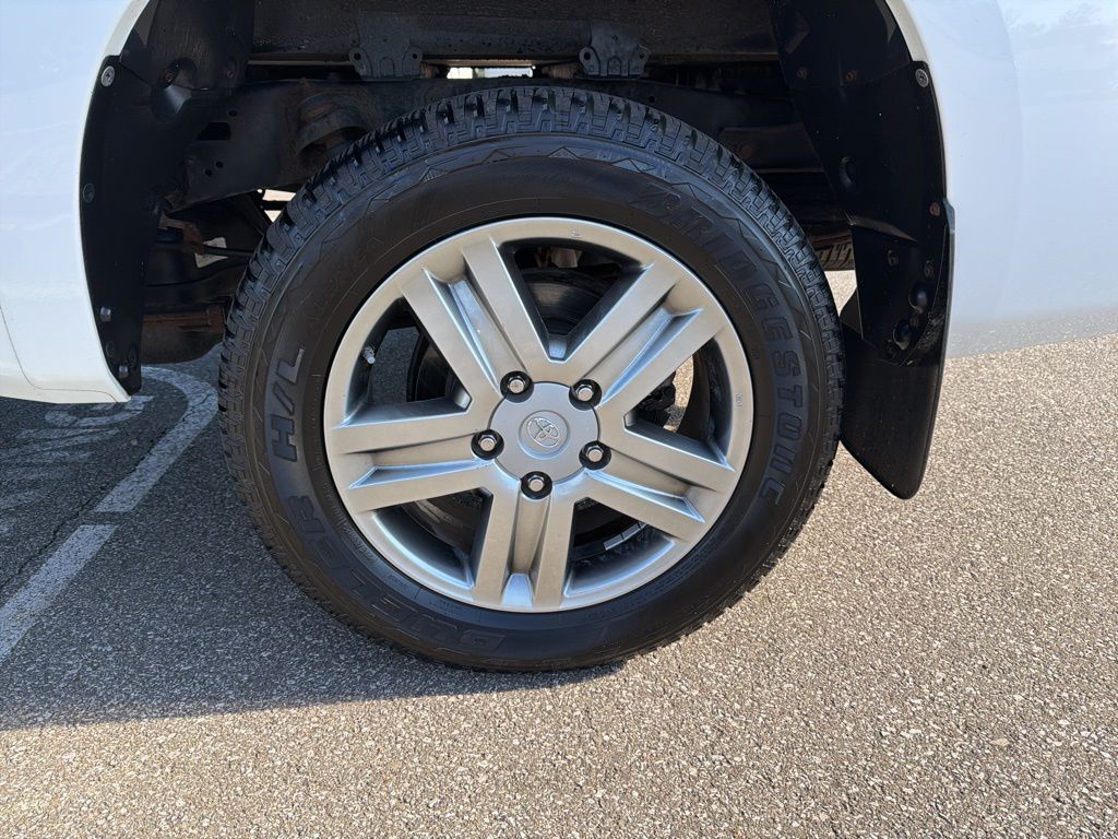 Thumbnail: 2012 Toyota Tundra - 10