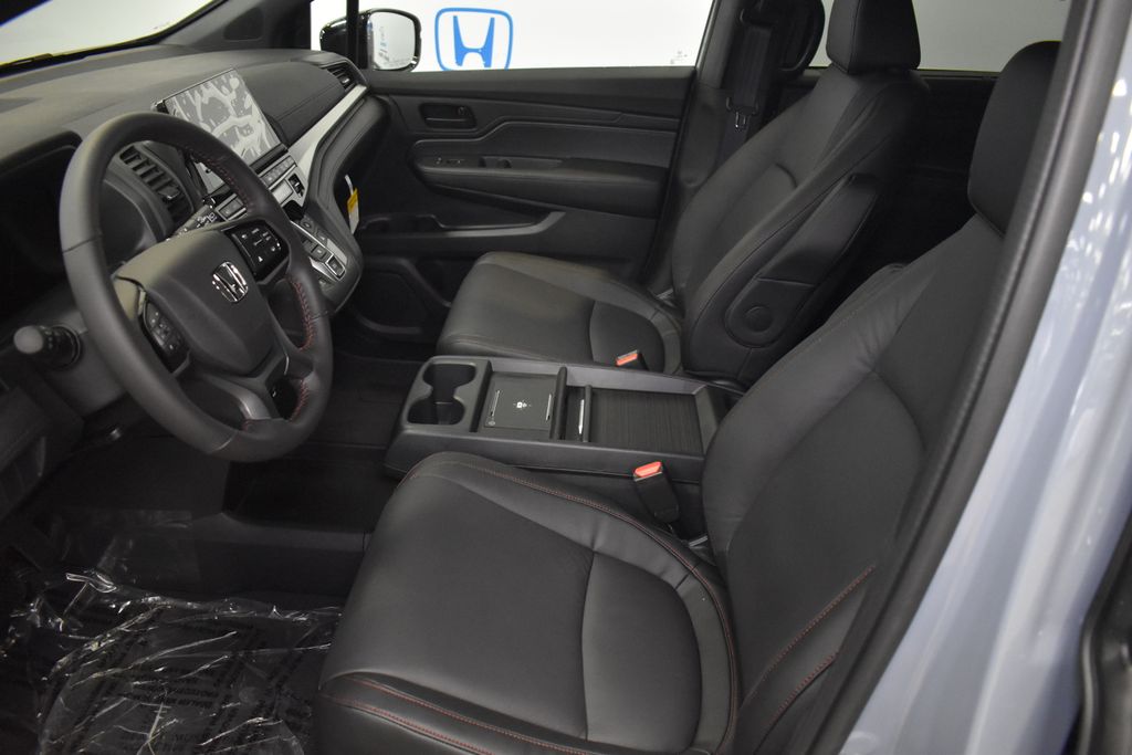 Thumbnail: 2026 Honda Odyssey - 20