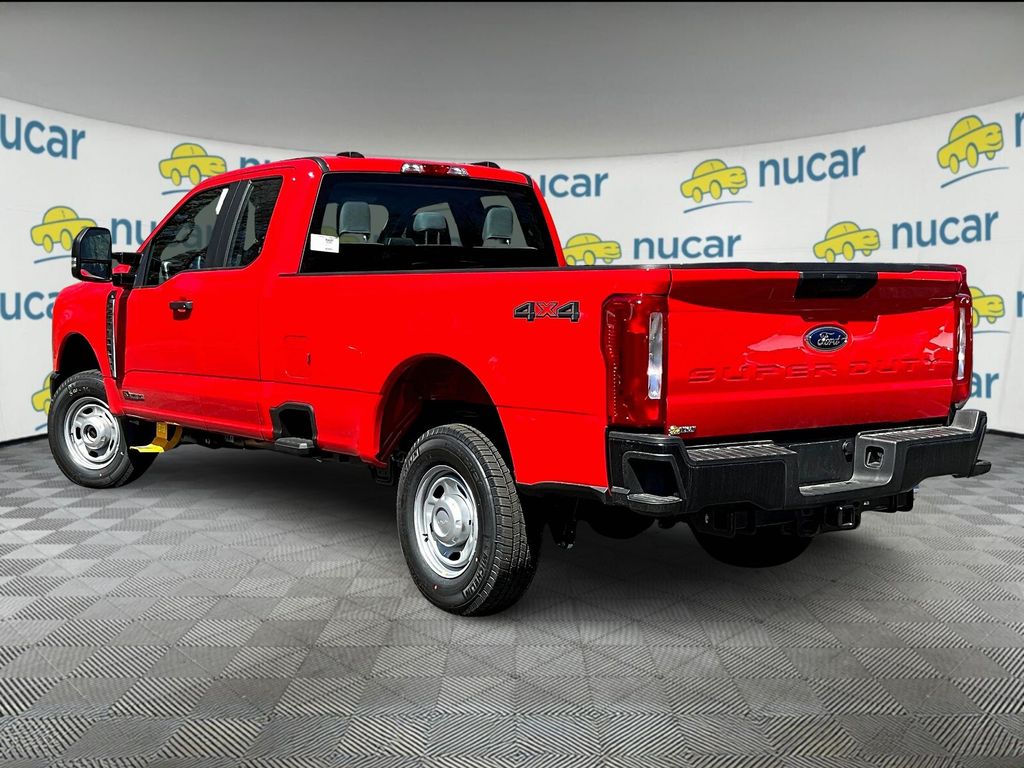 2025 Ford F-250SD — photo 4