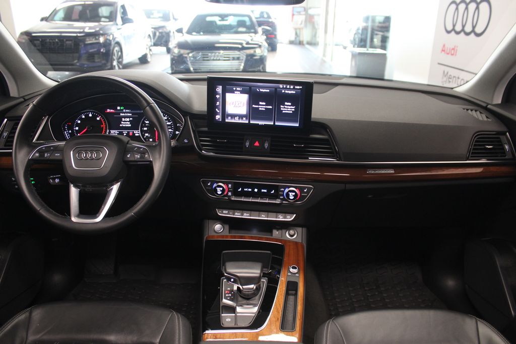 Thumbnail: 2023 Audi Q5 - 10