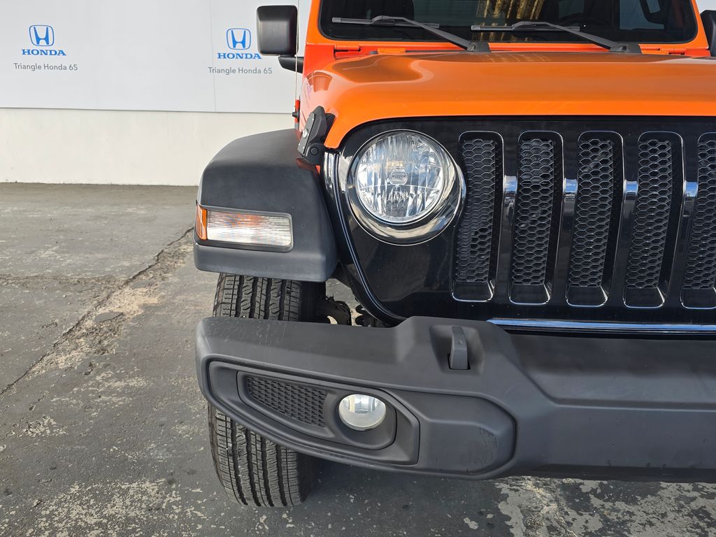 Thumbnail: 2019 Jeep Wrangler - 29