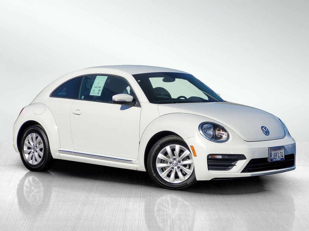Pure White 2019 Volkswagen Beetle Hatchback Front-Wheel Drive 6-Speed Automatic