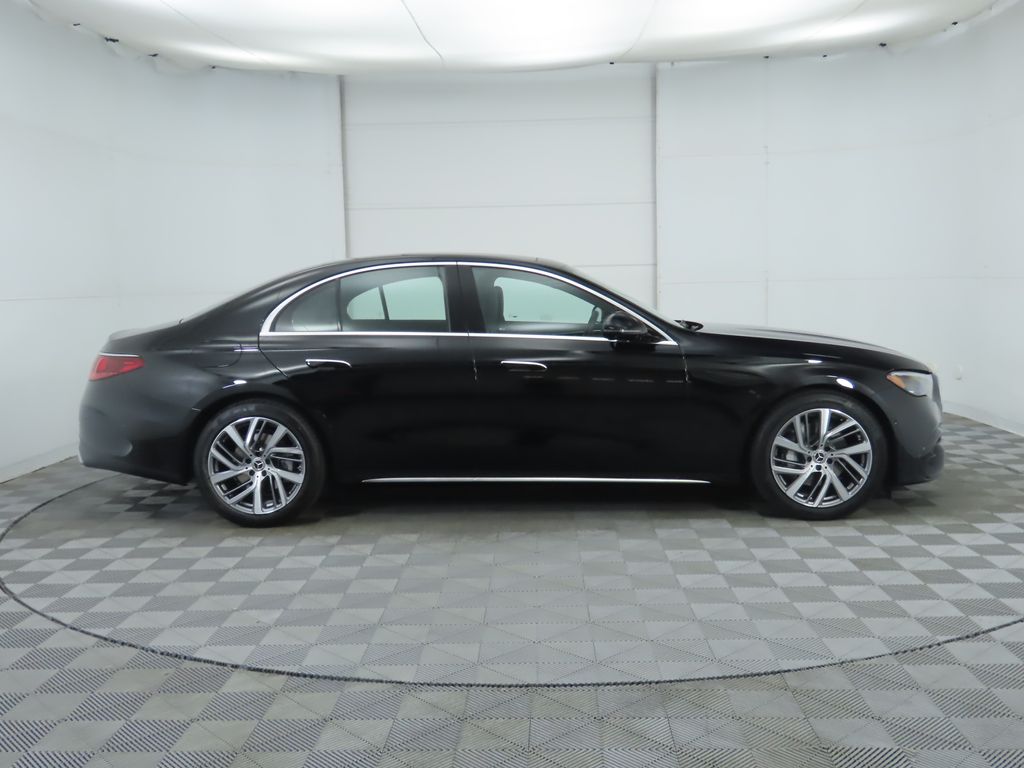 Thumbnail: 2026 Mercedes-Benz E-Class - 4