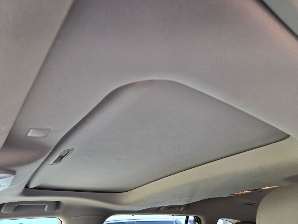 Used 2021 Toyota Highlander SUV