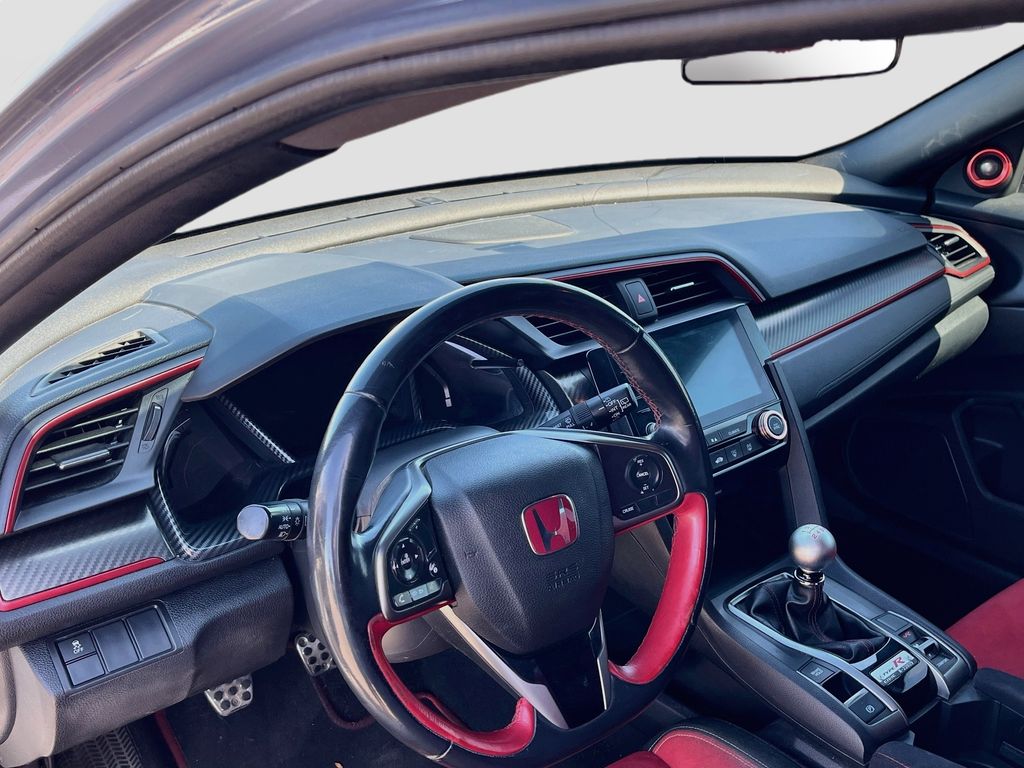 Used 2019  Honda Touring image 9