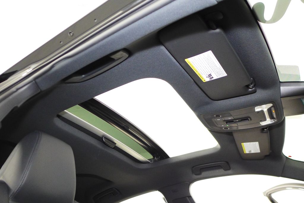 Thumbnail: 2022 Audi RS 3 - 18