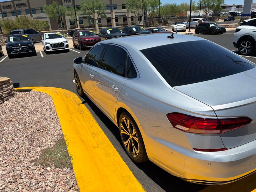 Thumbnail: 2020 Volkswagen Passat - 4