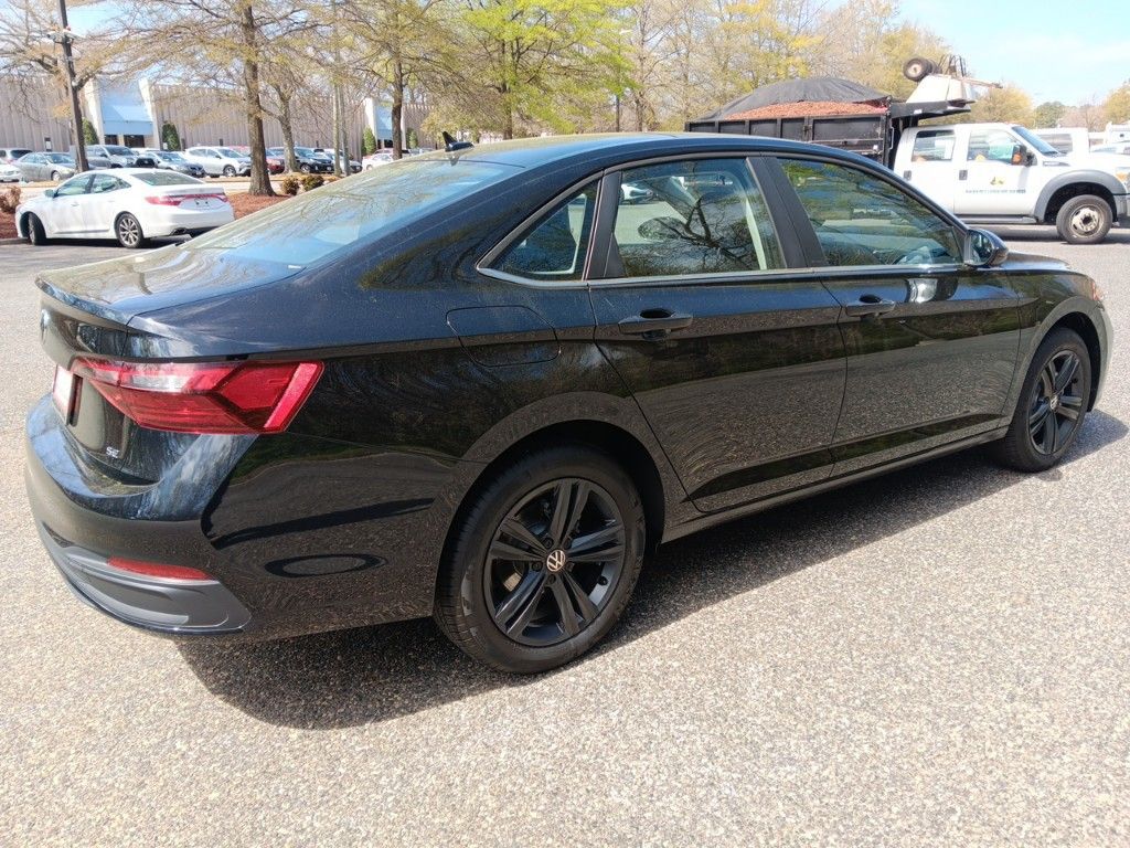 2024 Volkswagen Jetta 1.5T SE 5