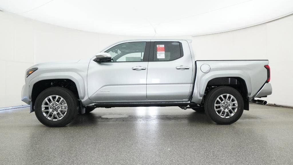 Thumbnail: 2025 Toyota Tacoma - 32