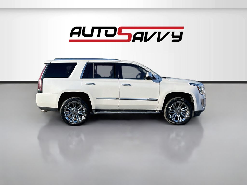 Used 2019 White Cadillac Luxury image 8