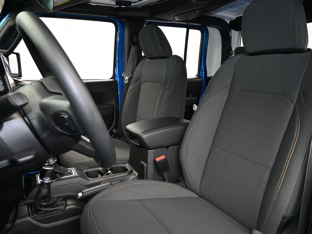 New 2026 hydro blue pearlcoat Jeep Sport image 10