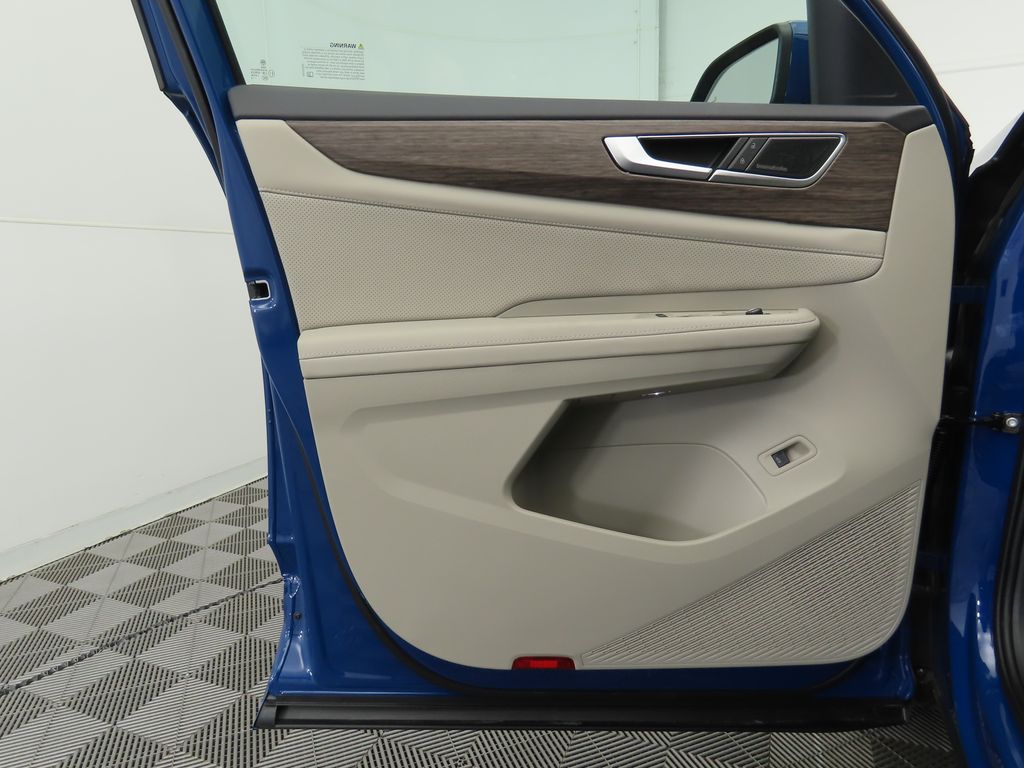 2025 Volkswagen Atlas SEL 26