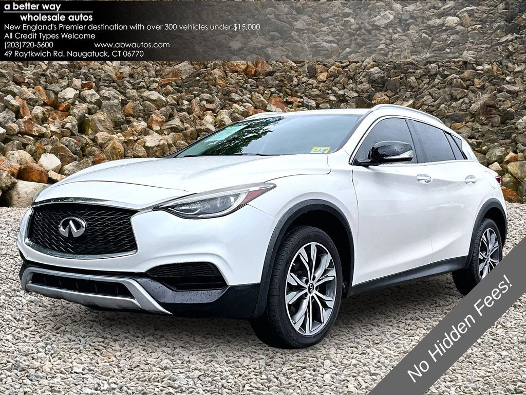 INFINITI QX30