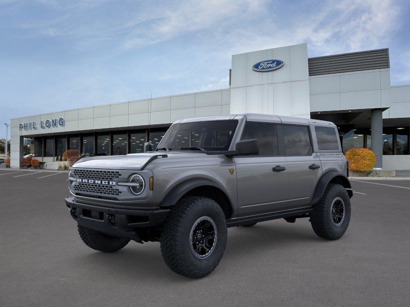 Carbonized Gray Metallic 2026 Ford Bronco Badlands 4-Door 4WD SUV / Crossover Four-Wheel Drive Automatic