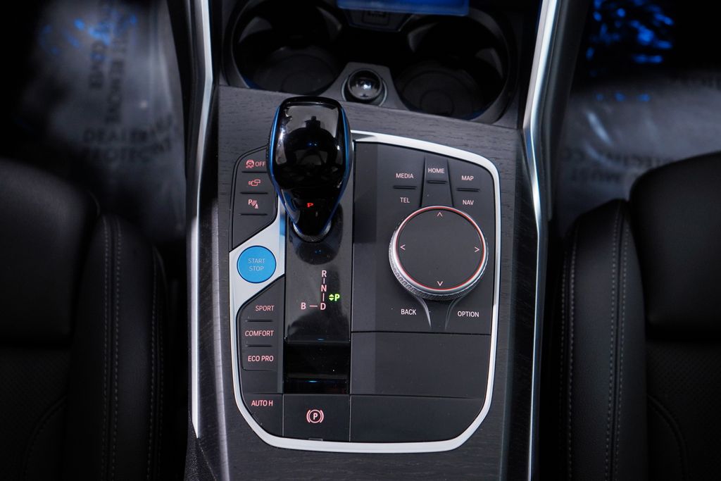 Thumbnail: 2023 BMW i4 - 14