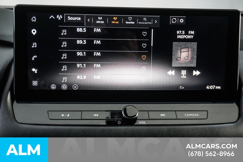 Used 2026 Black Nissan SL image 37