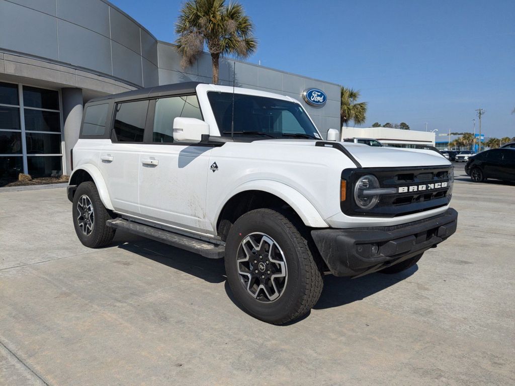 2024 Ford Bronco Outer Banks