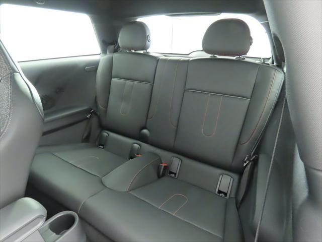 Thumbnail: 2026 MINI Cooper - 21