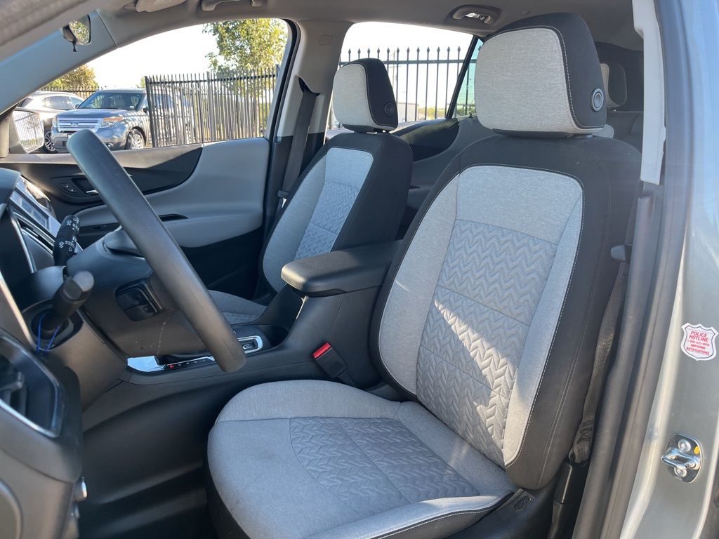 Thumbnail: 2023 Chevrolet Equinox - 24