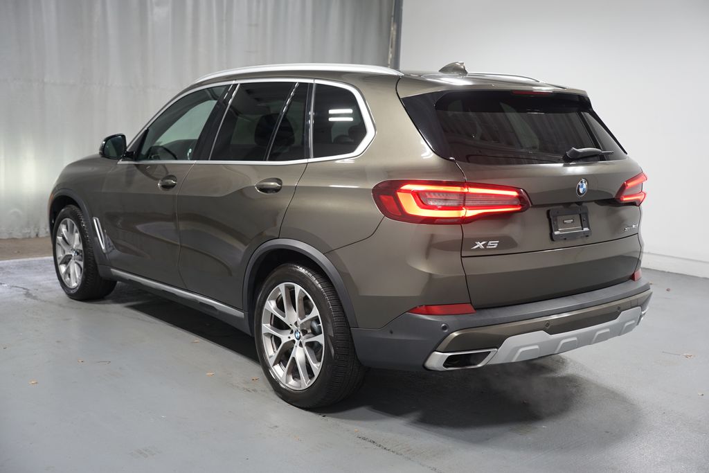 Thumbnail: 2021 BMW X5 - 6