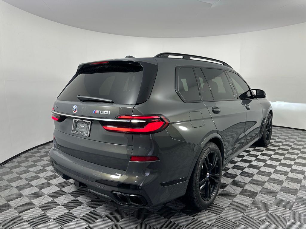 Thumbnail: 2023 BMW X7 - 5