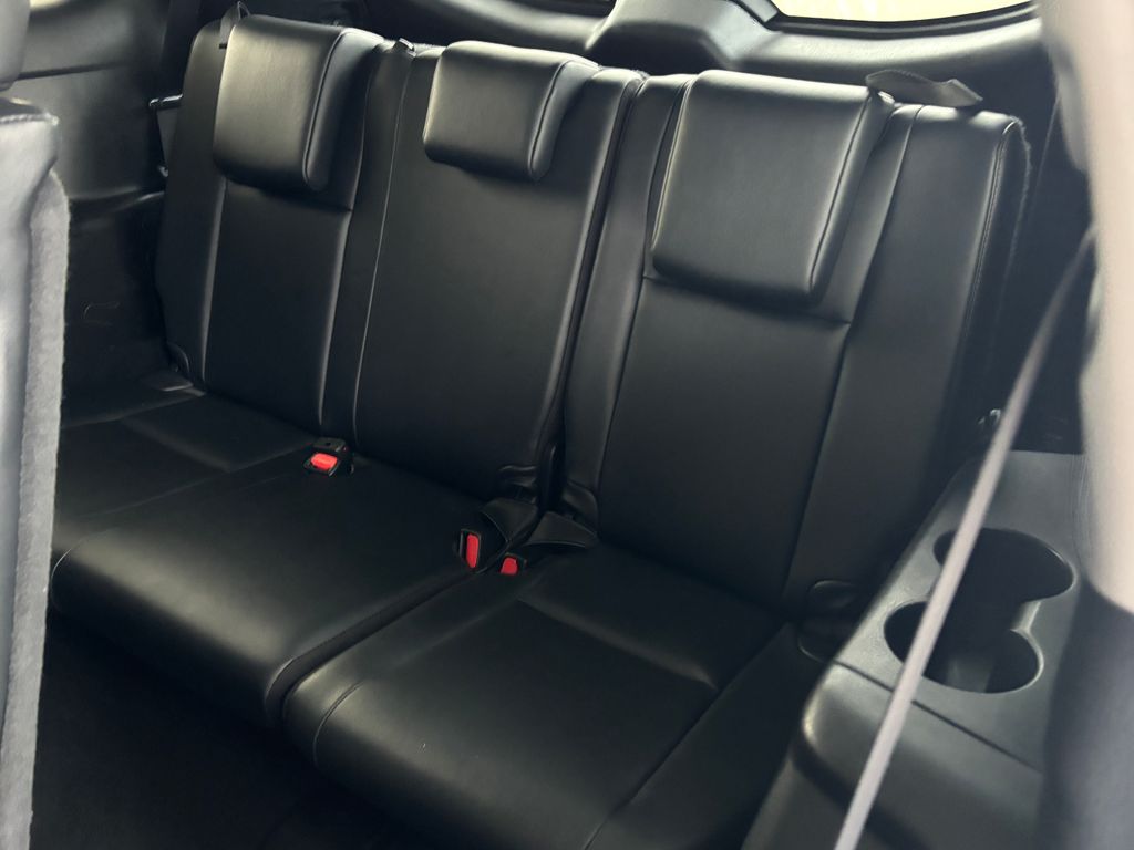 Thumbnail: 2019 Toyota Highlander - 27