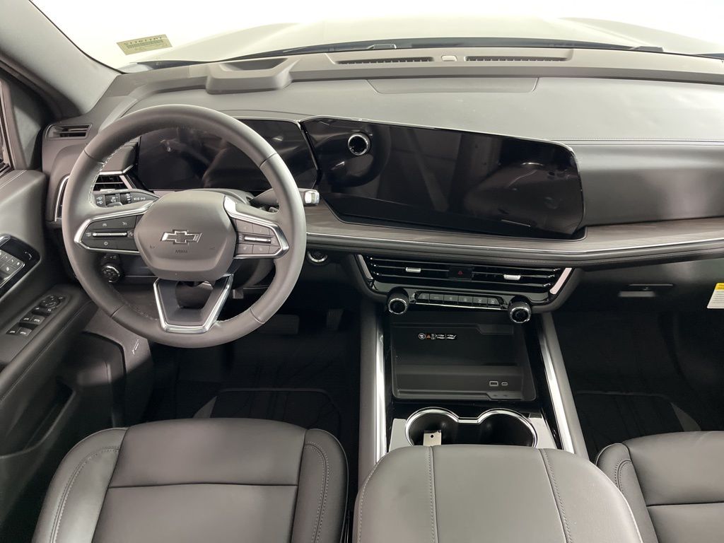 Thumbnail: 2026 Chevrolet Tahoe - 16