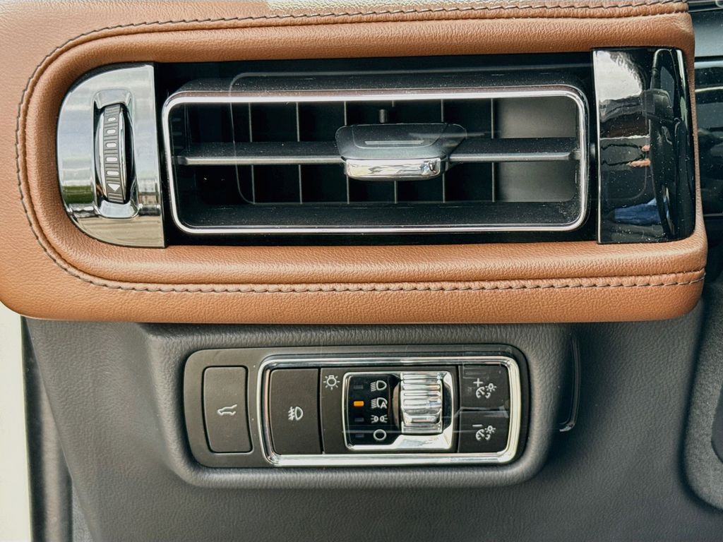 2024 Lincoln Aviator Reserve White at Bayway Cadillac of The Woodlands
