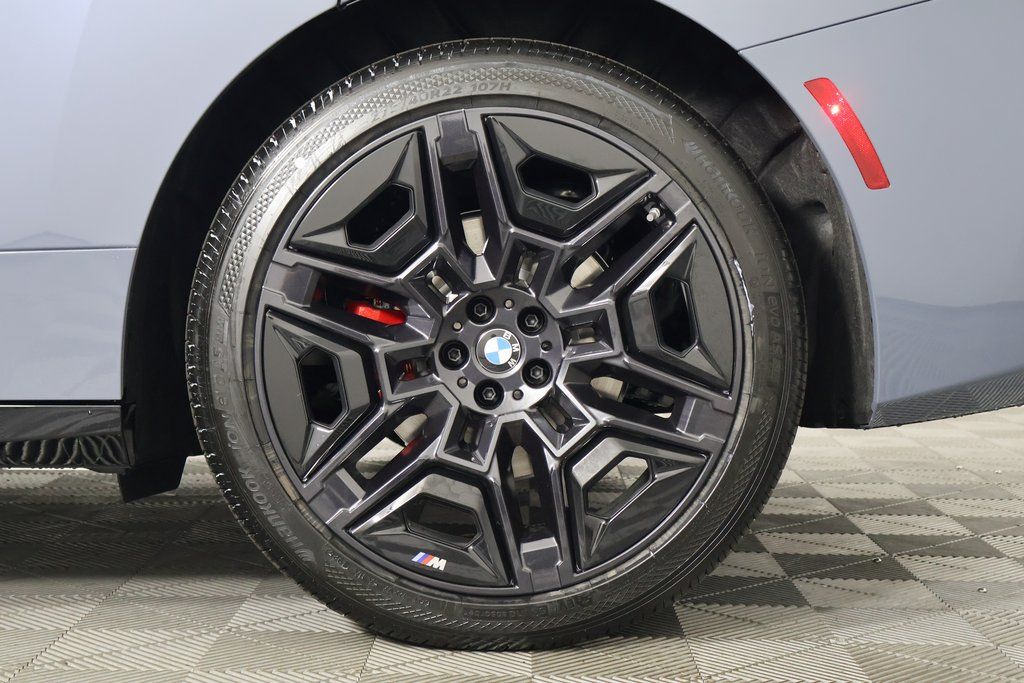 Thumbnail: 2026 BMW iX - 9