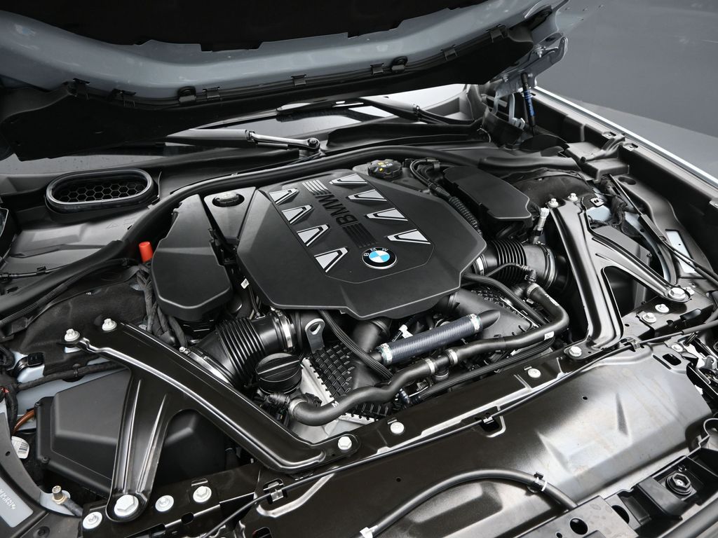 2024 BMW 760i xDrive
