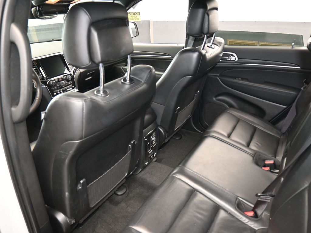 Used 2021 Bright White Clearcoat Jeep Limited image 34