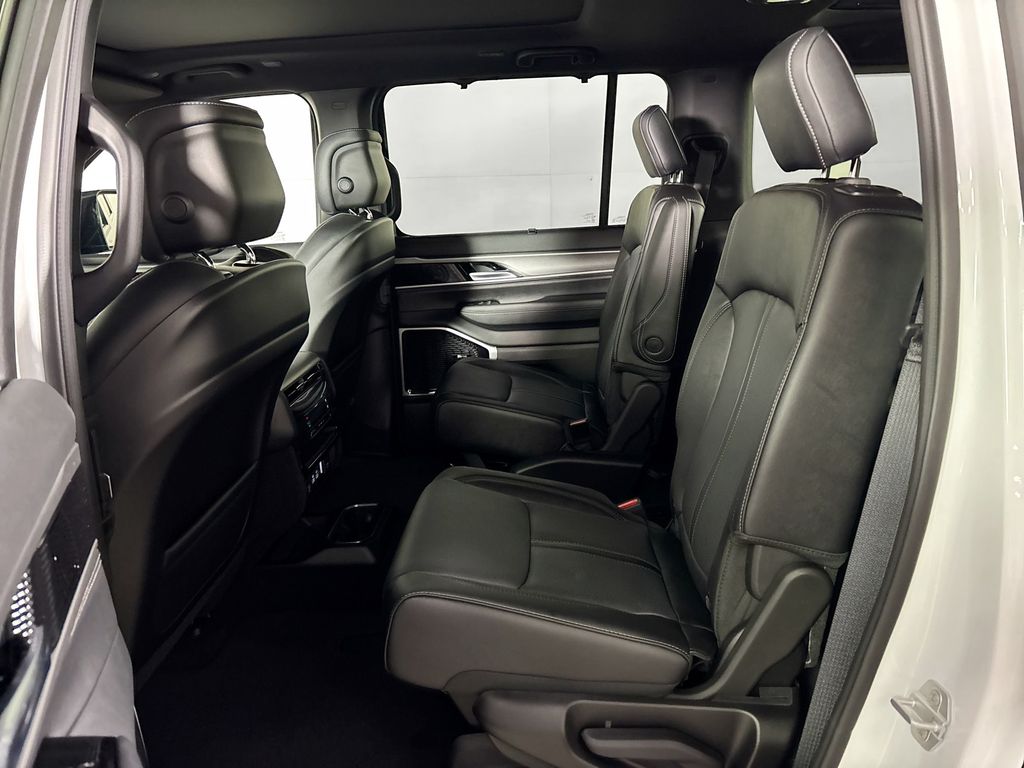 2026 Jeep Grand Wagoneer L Limited Reserve