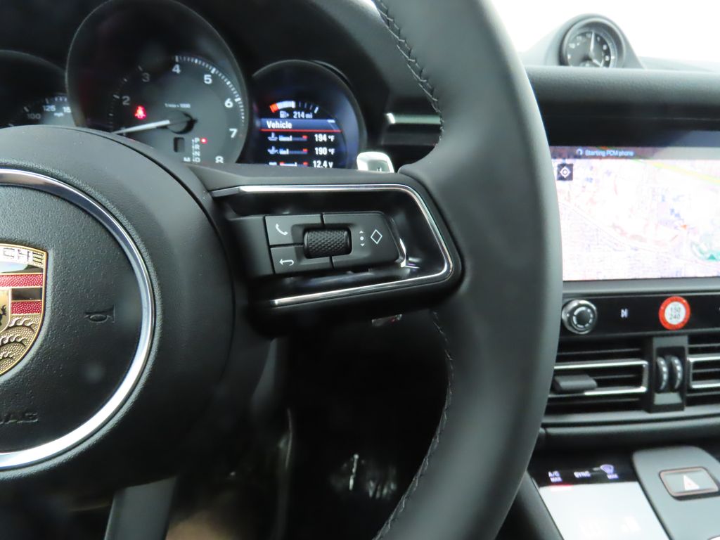 Thumbnail: 2025 Porsche Macan - 15