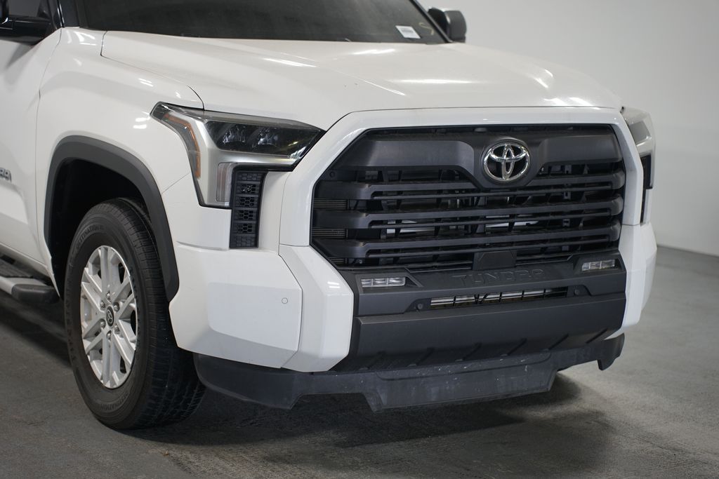 Thumbnail: 2022 Toyota Tundra - 4